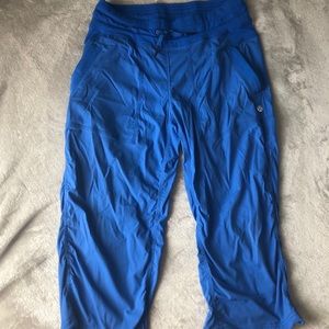 lululemon studio dance pants blue capri